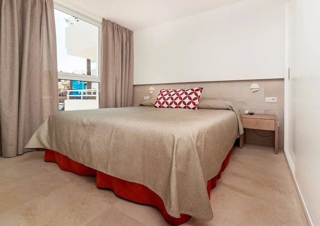 *** Hotel Apts. Hoposa Villa Concha Port de Pollenca Spain