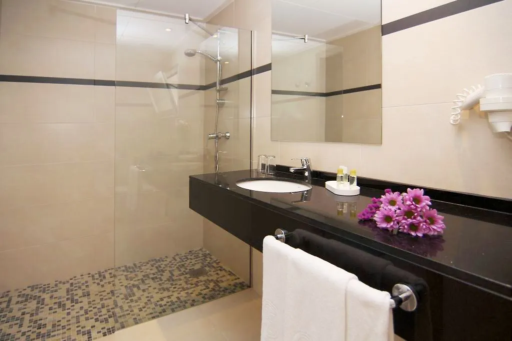 호텔 Apts. Hoposa Villa Concha 포엔샤 항구